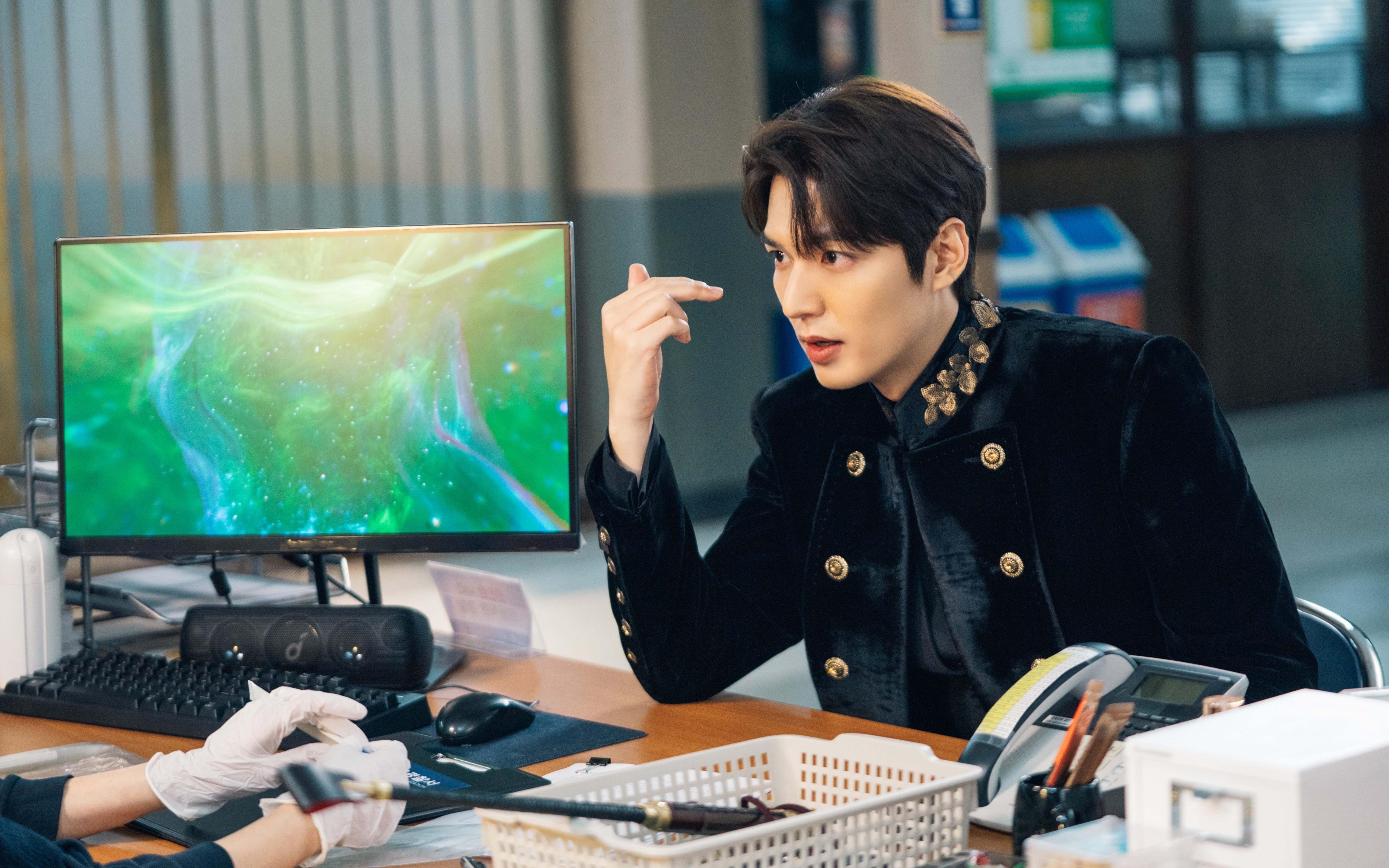 开云体育平台APP-冷雨夜颠覆桑巴王朝，加克波绝杀书写非洲足球新史章