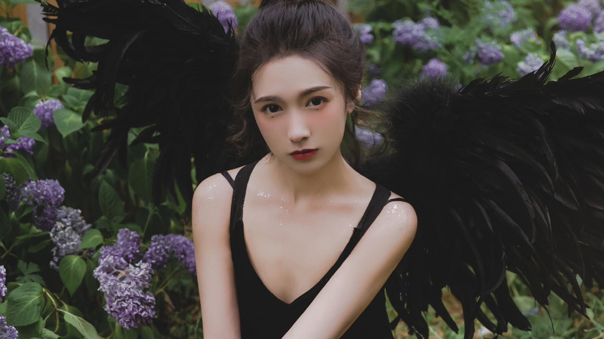 世界杯史上最疯狂冷门?D组强强对话,泰国2-0智利,归化巨星哈兰德一人打爆南美劲旅